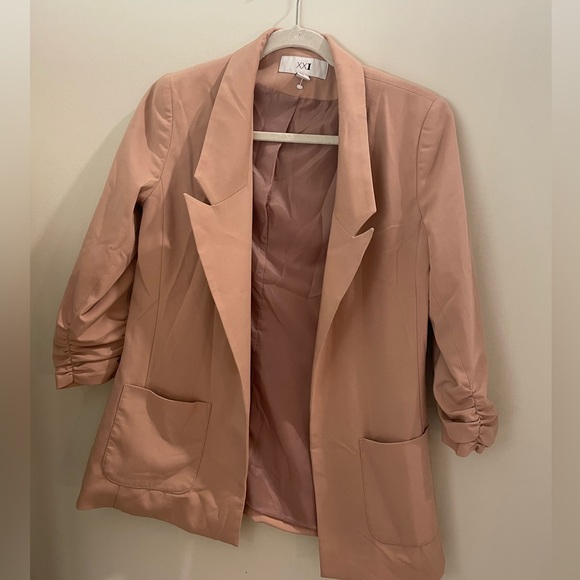 Tan work or play blazer size small - Picture 2 of 4
